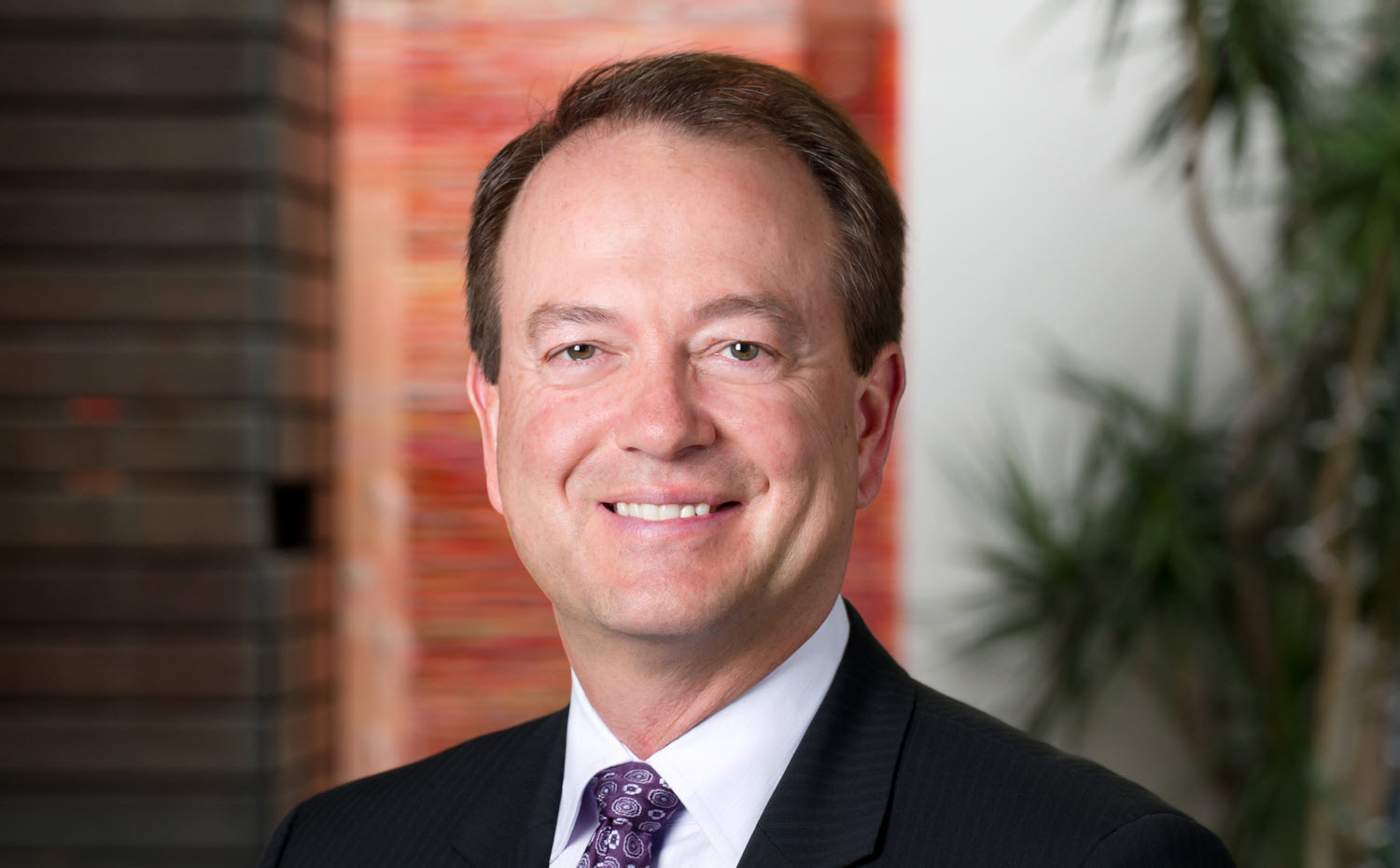 Dennis Doucette narrow