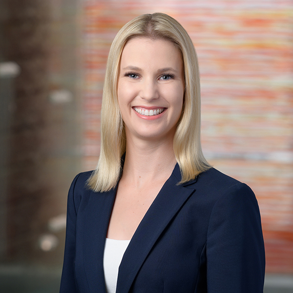 Procopio_Strecker_Shawna_Bio Photo 2402