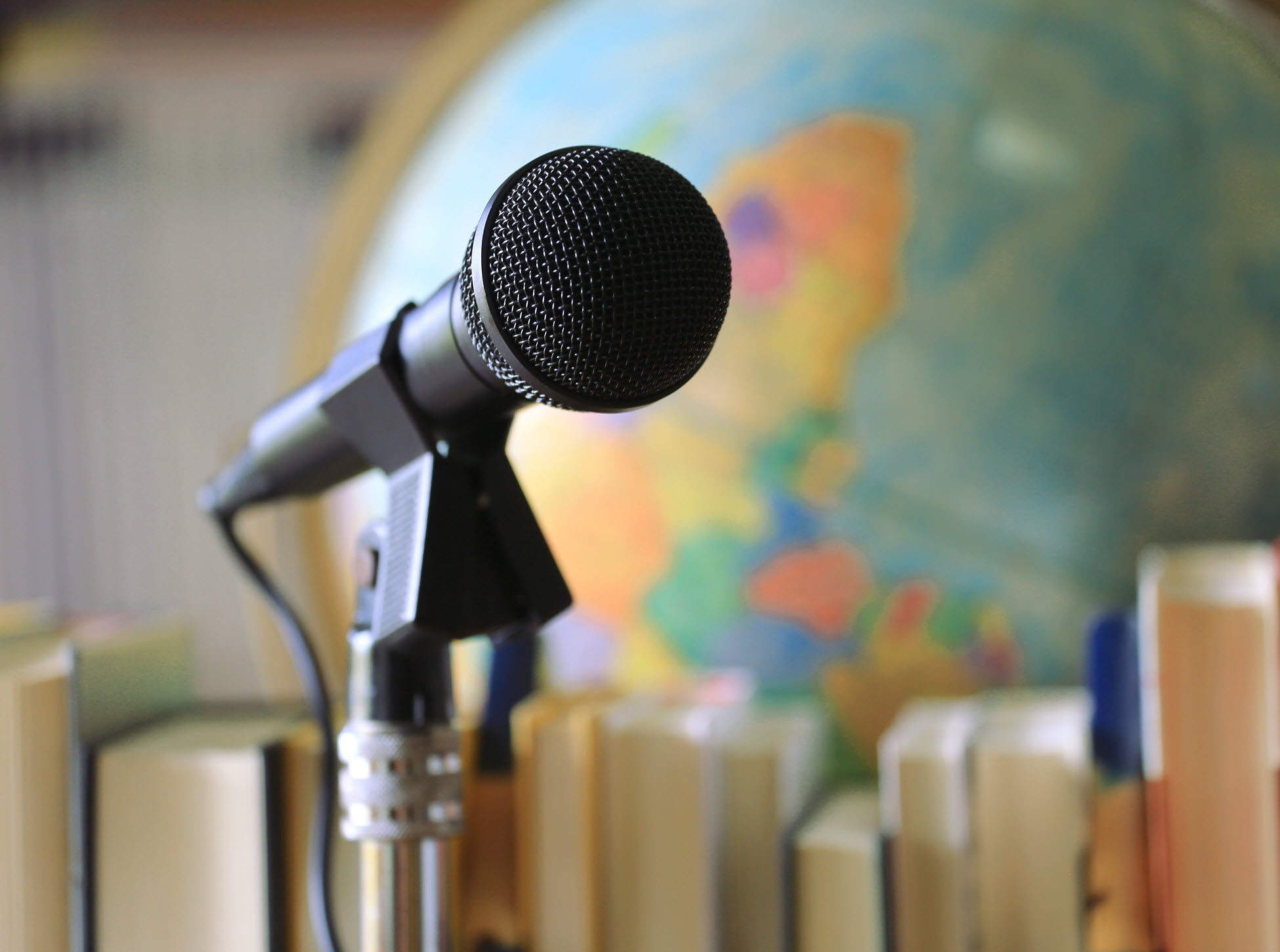 microphone-classroom-website